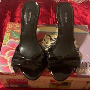 White house black market black high heel sandals
